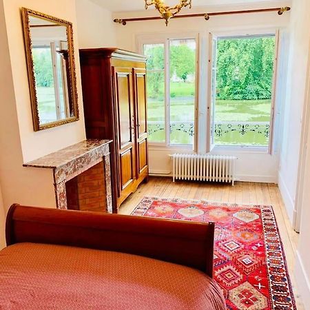 Maison De Charme Avec Vue Sur Chateau Пиерфон Екстериор снимка