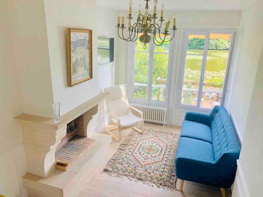 Maison De Charme Avec Vue Sur Chateau Пиерфон Екстериор снимка