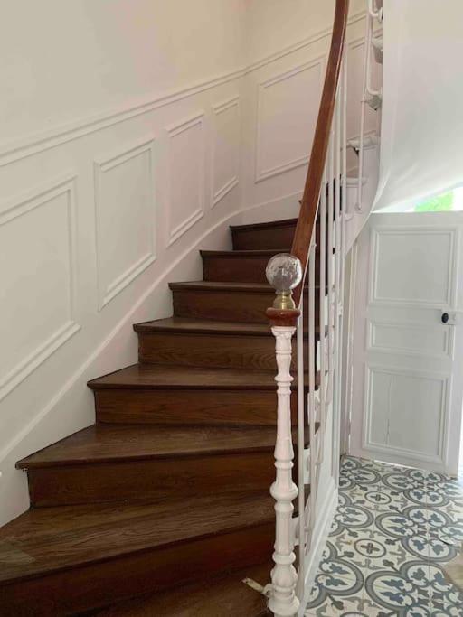 Maison De Charme Avec Vue Sur Chateau Пиерфон Екстериор снимка